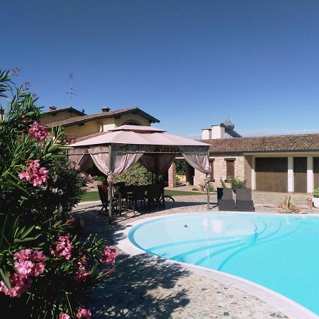 B&B Il Martin Pescatore Bagnolo San Vito Exterior foto