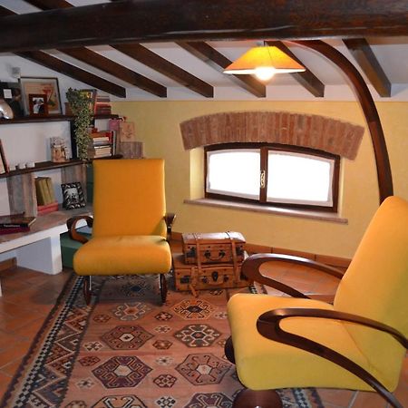 B&B Il Martin Pescatore Bagnolo San Vito Exterior foto