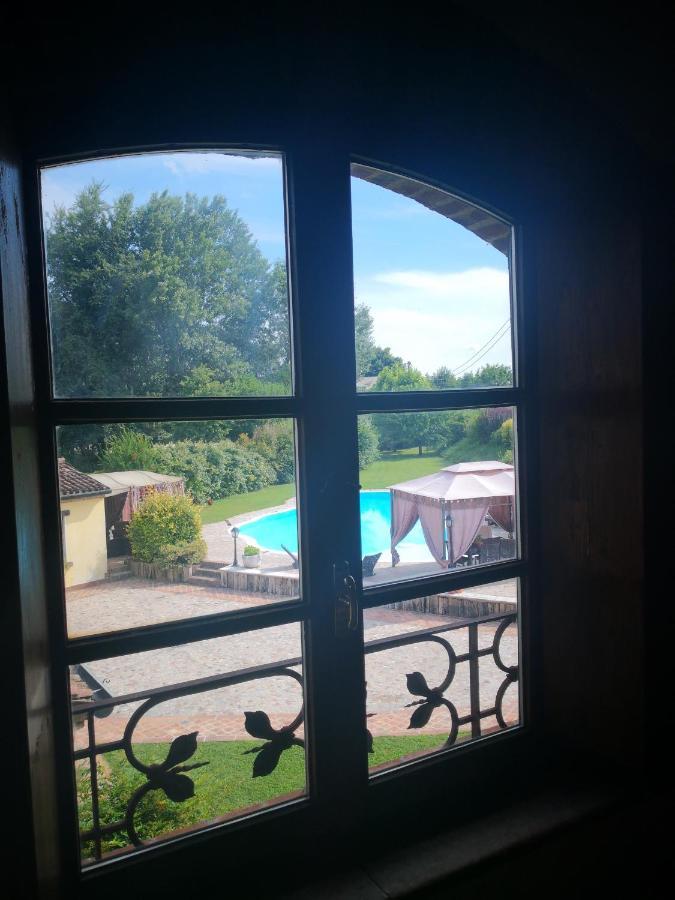 B&B Il Martin Pescatore Bagnolo San Vito Exterior foto