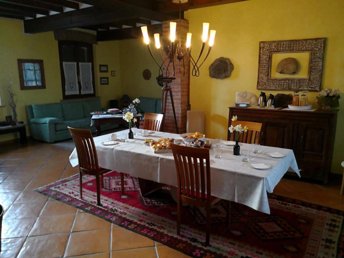 B&B Il Martin Pescatore Bagnolo San Vito Exterior foto